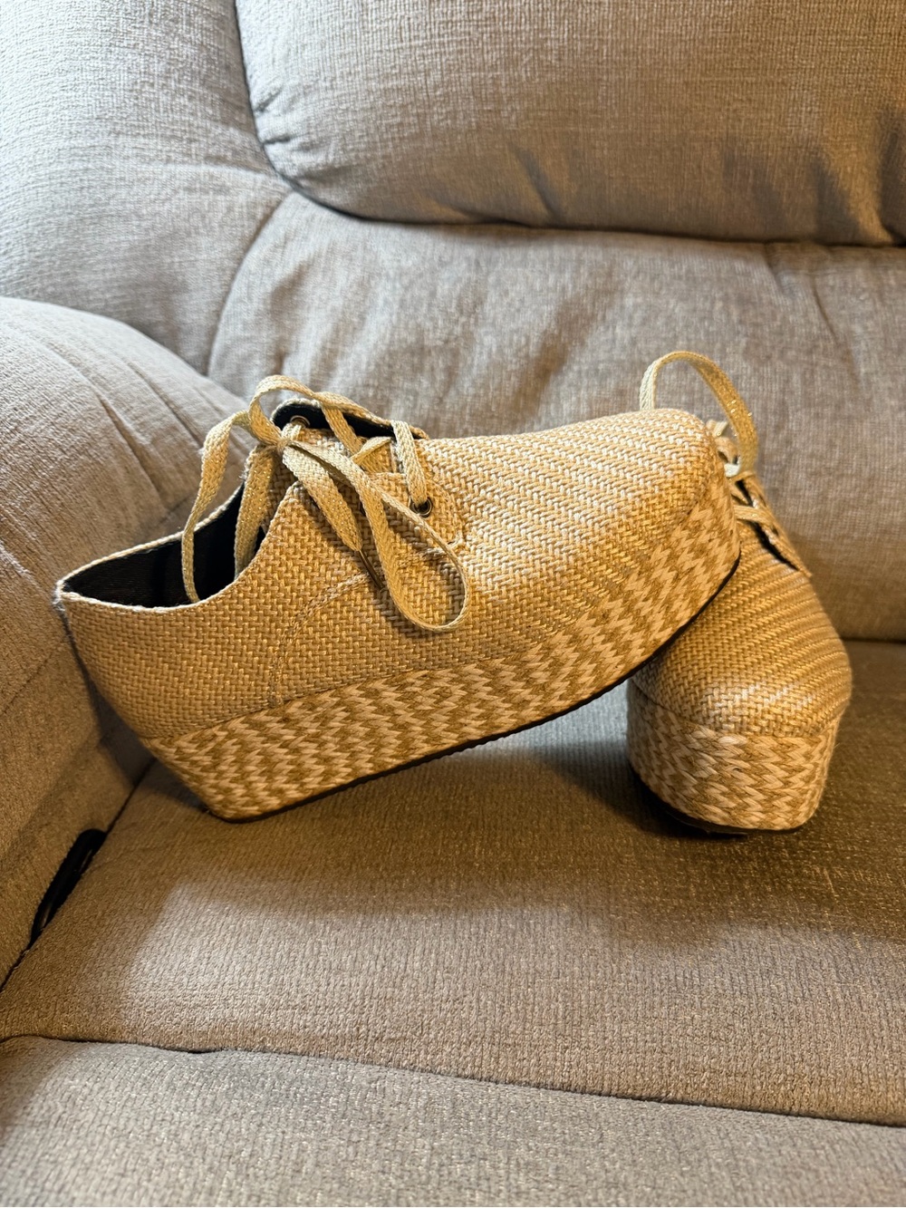 Woven Platform Lace-Up Shoes in Natural Straw